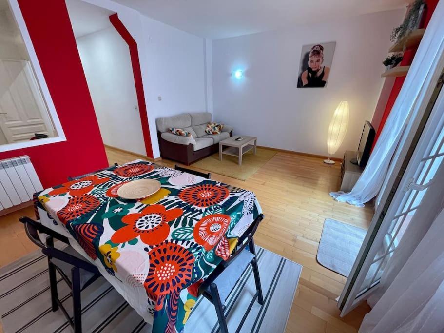 Acogedor Apartamento En Saragoça Exterior foto