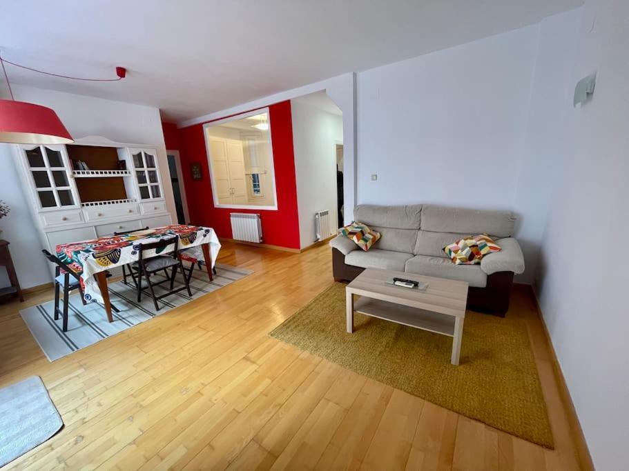 Acogedor Apartamento En Saragoça Exterior foto